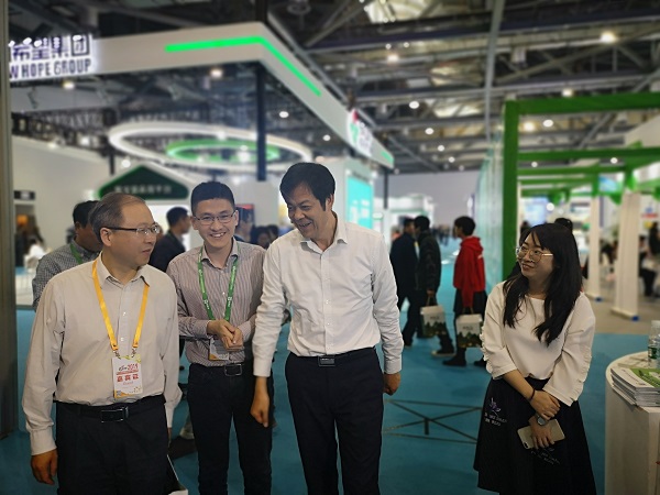 蔡元杰总农艺师对CILICILI视频APP看片寄予厚望 蔡元杰总农艺师对CILICILI视频APP看片寄予厚望