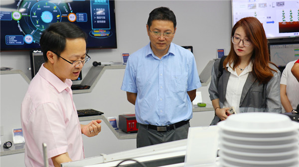 王建军一行参观CILICILI视频APP看片数字展厅 王建军一行参观CILICILI视频APP看片数字展厅